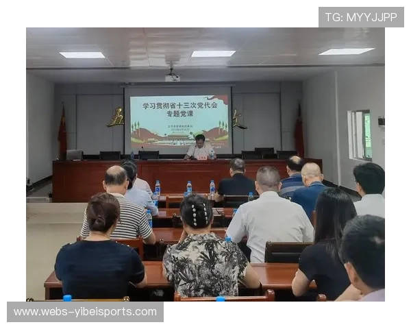 翰林镇党委书记谢文博强调排球运动助力乡村振兴与发展凝聚力的重要作用