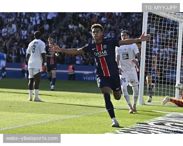 法甲俱乐部球衣销量榜出炉，巴黎圣日耳曼全球销量领先